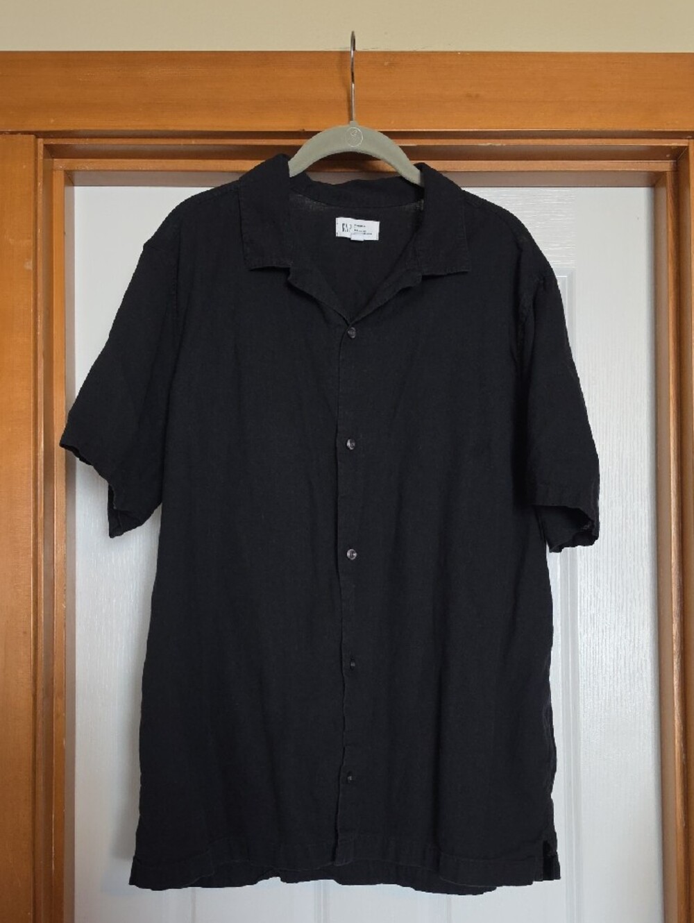 GAP Men's Short Sleeve Button-Down Linen Shirt